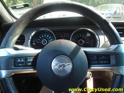 2014 Ford Mustang 3.7L V6 Manual RWD   - Photo 18 - Cincinnati, OH 45255