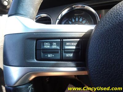 2014 Ford Mustang 3.7L V6 Manual RWD   - Photo 21 - Cincinnati, OH 45255