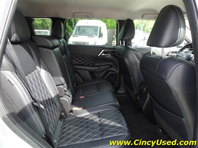 2022 Mitsubishi Outlander SEL Launch Edition   - Photo 10 - Cincinnati, OH 45255