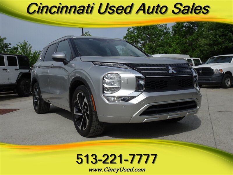 2022 Mitsubishi Outlander SEL Launch Edition - Photo 1 - Cincinnati, OH 45255