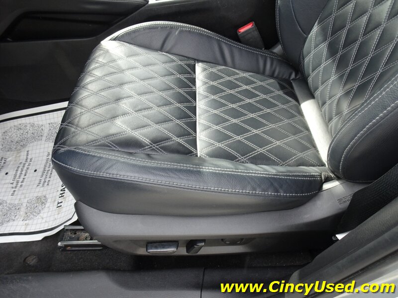 2022 Mitsubishi Outlander SEL Launch Edition - Photo 21 - Cincinnati, OH 45255