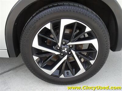 2022 Mitsubishi Outlander SEL Launch Edition   - Photo 26 - Cincinnati, OH 45255