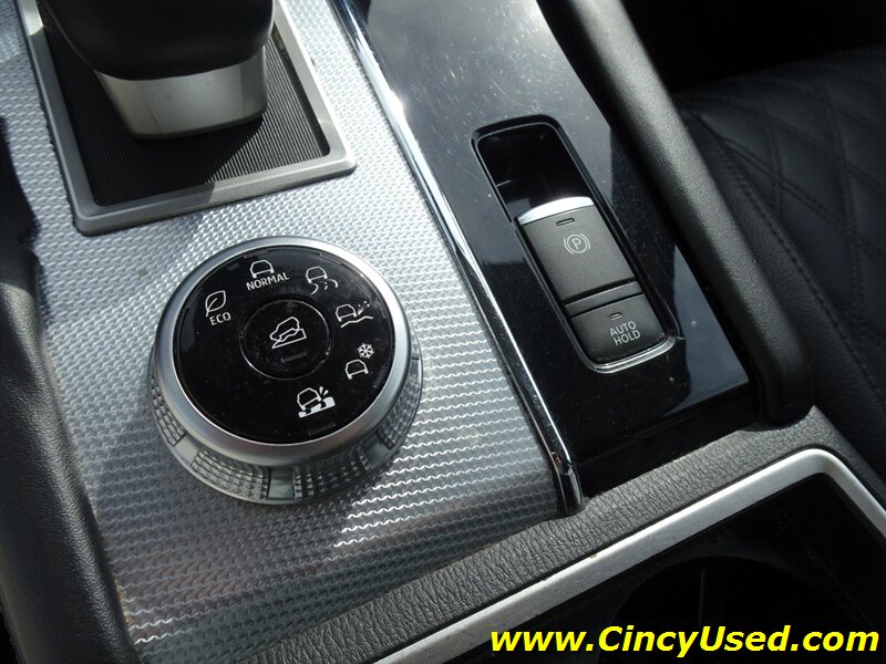 2022 Mitsubishi Outlander SEL Launch Edition - Photo 12 - Cincinnati, OH 45255