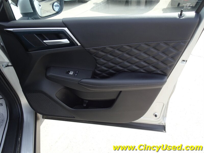 2022 Mitsubishi Outlander SEL Launch Edition - Photo 24 - Cincinnati, OH 45255