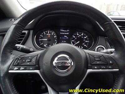 2017 Nissan Rogue SL   - Photo 21 - Cincinnati, OH 45255