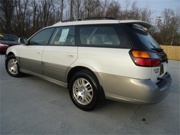 2001 Subaru Outback LL Bean   - Photo 12 - Cincinnati, OH 45255