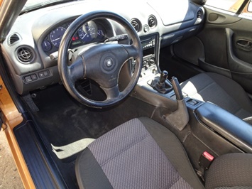 2000 Mazda MX-5 Miata LS   - Photo 6 - Cincinnati, OH 45255