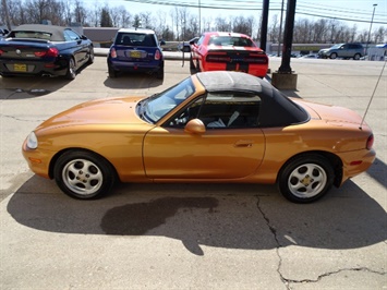 2000 Mazda MX-5 Miata LS   - Photo 9 - Cincinnati, OH 45255