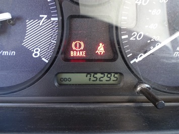 2000 Mazda MX-5 Miata LS   - Photo 16 - Cincinnati, OH 45255