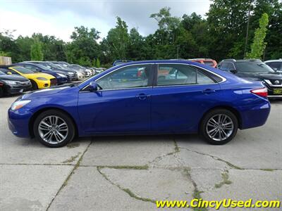 2015 Toyota Camry SE  2.5L I4 FWD - Photo 6 - Cincinnati, OH 45255