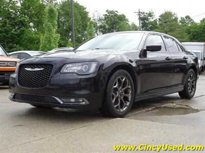 2015 Chrysler 300 Series S - Photo 3 - Cincinnati, OH 45255