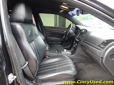 2015 Chrysler 300 Series S - Photo 17 - Cincinnati, OH 45255