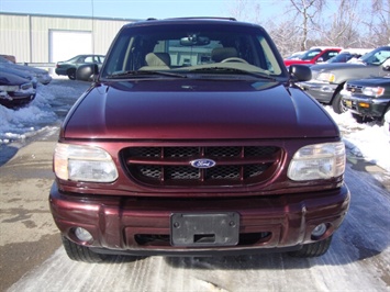 2001 Ford Explorer Limited   - Photo 2 - Cincinnati, OH 45255