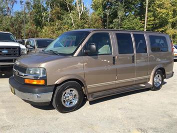 2003 Chevrolet Express   - Photo 3 - Cincinnati, OH 45255