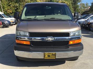 2003 Chevrolet Express   - Photo 2 - Cincinnati, OH 45255