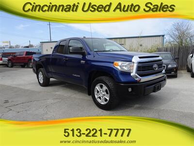 2014 Toyota Tundra SR5  V8 4X4 - Photo 1 - Cincinnati, OH 45255