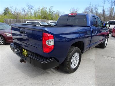 2014 Toyota Tundra SR5  V8 4X4 - Photo 6 - Cincinnati, OH 45255