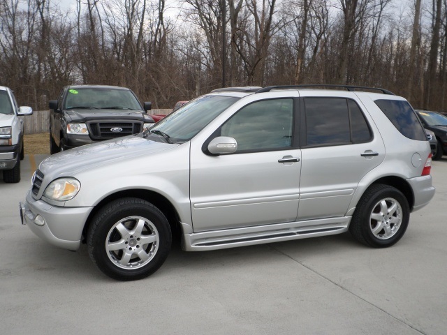 2002 Mercedes-Benz ML500   - Photo 3 - Cincinnati, OH 45255