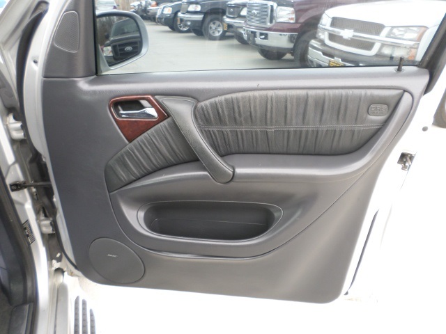 2002 Mercedes-Benz ML500   - Photo 21 - Cincinnati, OH 45255