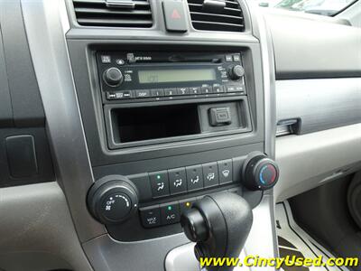 2009 Honda CR-V LX   - Photo 19 - Cincinnati, OH 45255