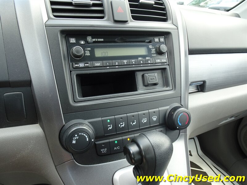 2009 Honda CR-V LX - Photo 19 - Cincinnati, OH 45255