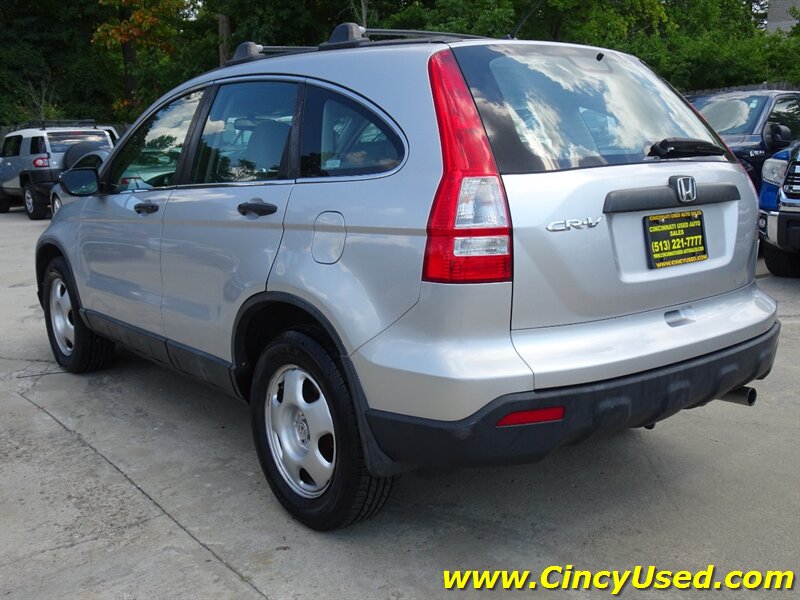 2009 Honda CR-V LX - Photo 10 - Cincinnati, OH 45255