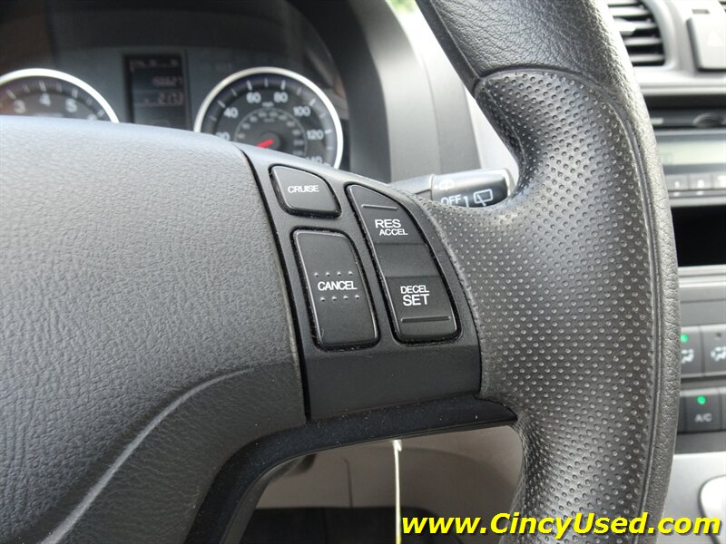 2009 Honda CR-V LX - Photo 21 - Cincinnati, OH 45255