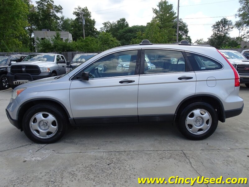 2009 Honda CR-V LX - Photo 7 - Cincinnati, OH 45255