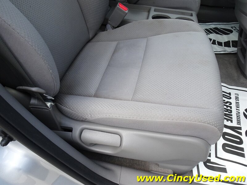 2009 Honda CR-V LX - Photo 30 - Cincinnati, OH 45255