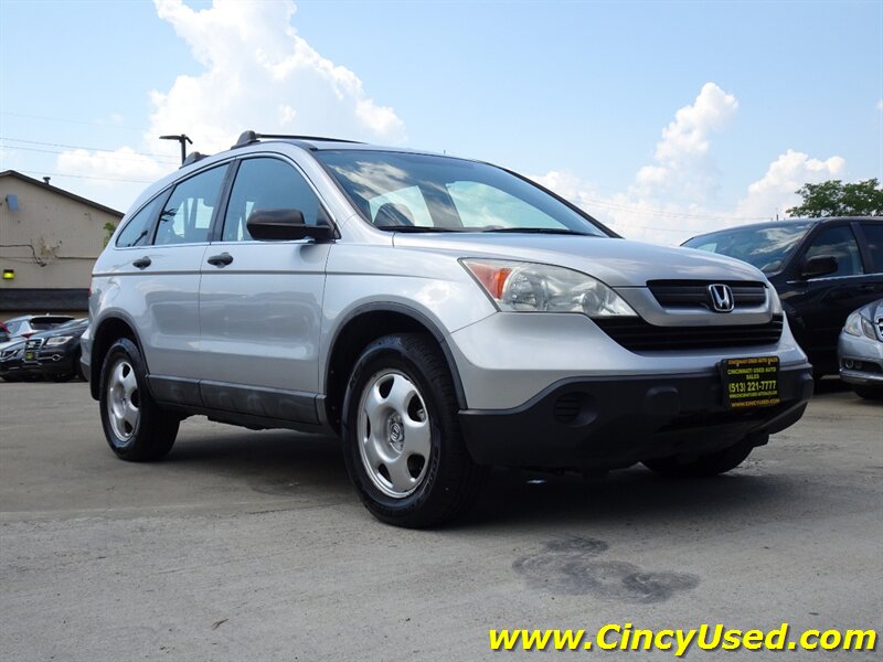 2009 Honda CR-V LX - Photo 4 - Cincinnati, OH 45255