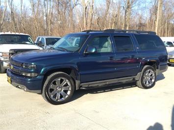 2006 Chevrolet Suburban Z71 1500   - Photo 3 - Cincinnati, OH 45255