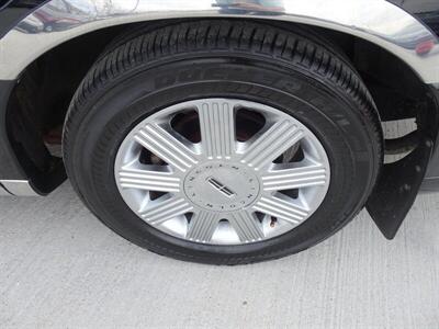 2005 Lincoln Town Car Signature Limited  Presidential Town Sedan - Photo 55 - Cincinnati, OH 45255