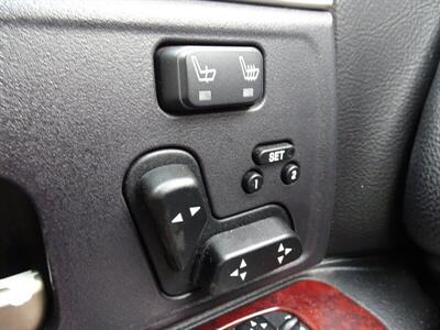 2005 Lincoln Town Car Signature Limited  Presidential Town Sedan - Photo 45 - Cincinnati, OH 45255