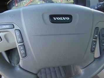 1999 Volvo S80   - Photo 16 - Cincinnati, OH 45255