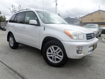 2002 Toyota RAV4   - Photo 10 - Cincinnati, OH 45255