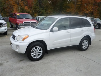 2002 Toyota RAV4   - Photo 3 - Cincinnati, OH 45255