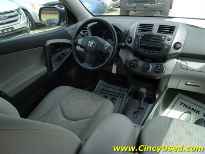 2011 Toyota RAV4   - Photo 25 - Cincinnati, OH 45255