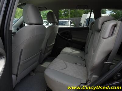 2011 Toyota RAV4   - Photo 13 - Cincinnati, OH 45255