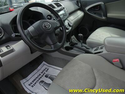 2011 Toyota RAV4   - Photo 11 - Cincinnati, OH 45255