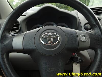 2011 Toyota RAV4   - Photo 17 - Cincinnati, OH 45255