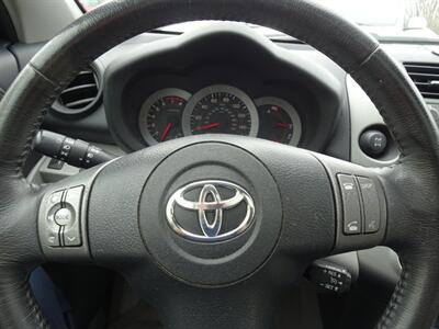 2011 Toyota RAV4 Limited  3.5L V6 4WD - Photo 17 - Cincinnati, OH 45255