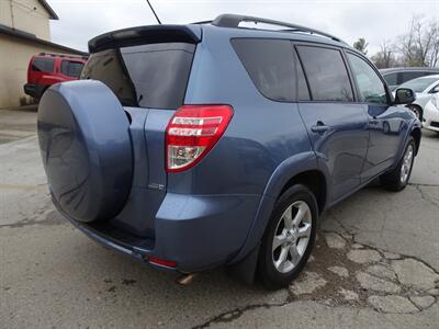 2011 Toyota RAV4 Limited  3.5L V6 4WD - Photo 6 - Cincinnati, OH 45255