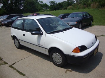 1992 GEO METRO   - Photo 1 - Cincinnati, OH 45255