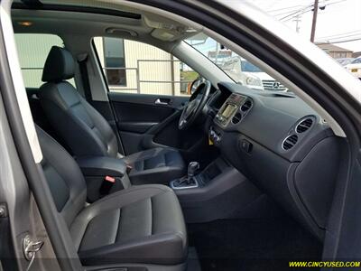 2011 Volkswagen Tiguan SE 4Motion   - Photo 20 - Cincinnati, OH 45255