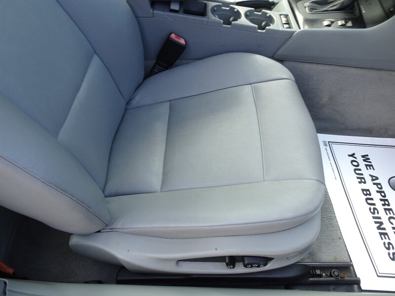 2000 BMW 3 Series 323Ci   - Photo 18 - Cincinnati, OH 45255