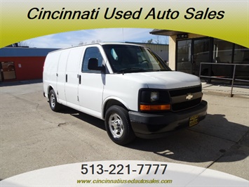 2003 Chevrolet Express Cargo 1500   - Photo 1 - Cincinnati, OH 45255