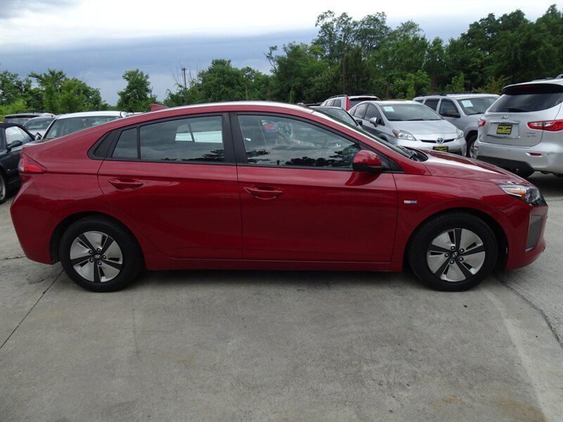 2019 Hyundai IONIQ Blue Hybrid 1.6L I4 FWD - Photo 5 - Cincinnati, OH 45255