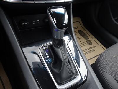 2019 Hyundai IONIQ Blue Hybrid  1.6L I4 FWD - Photo 15 - Cincinnati, OH 45255