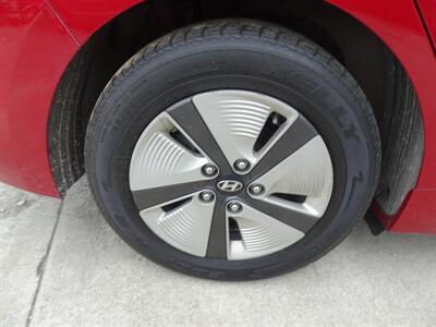 2019 Hyundai IONIQ Blue Hybrid  1.6L I4 FWD - Photo 27 - Cincinnati, OH 45255