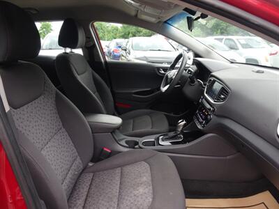 2019 Hyundai IONIQ Blue Hybrid  1.6L I4 FWD - Photo 14 - Cincinnati, OH 45255